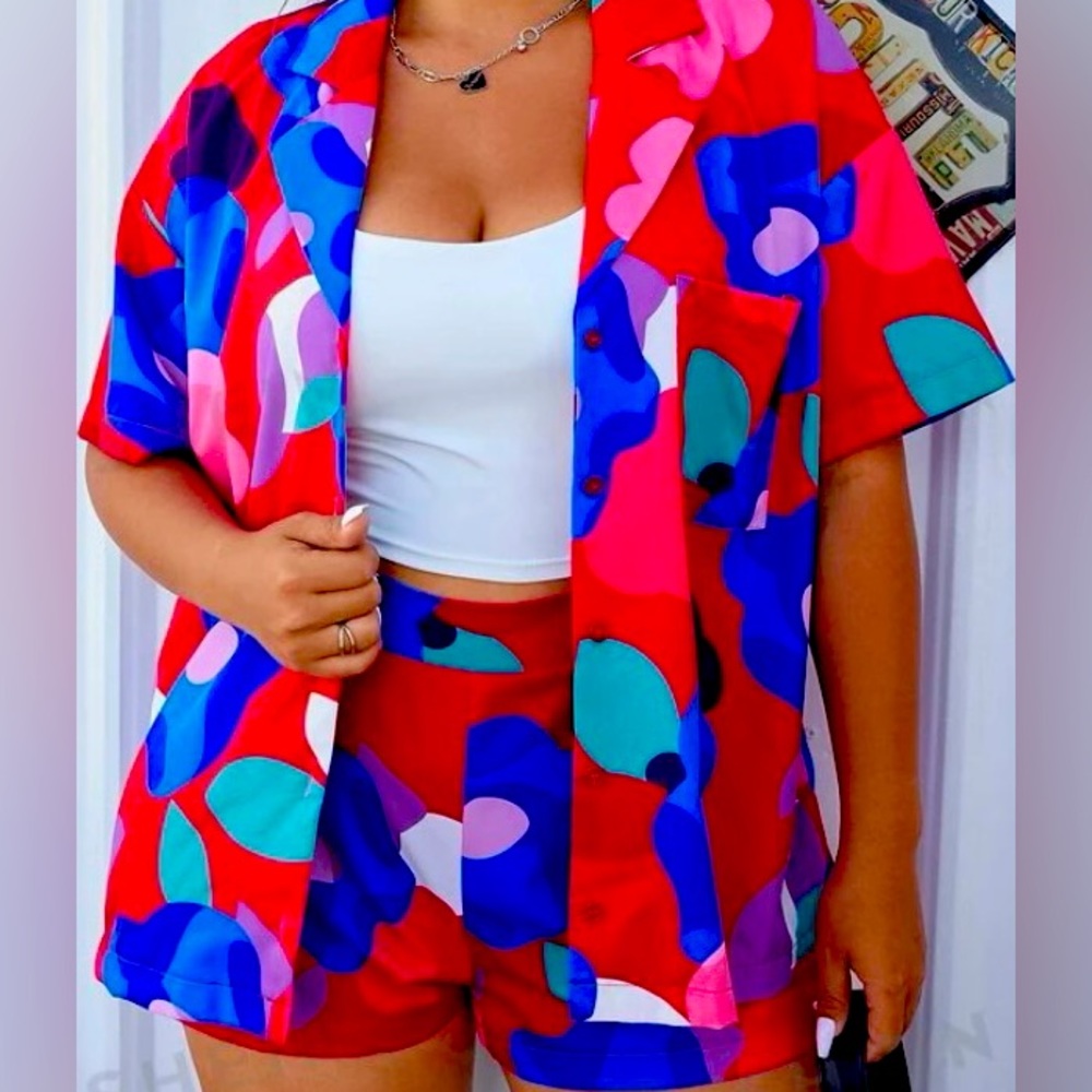 Floral Print Drop Shoulder Blouse & shorts